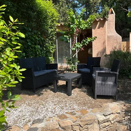 Jolie Maison De Village A Σπίτι διακοπών Grimaud