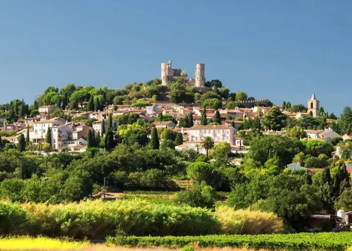 Semesterbostad Jolie Maison De Village A Grimaud