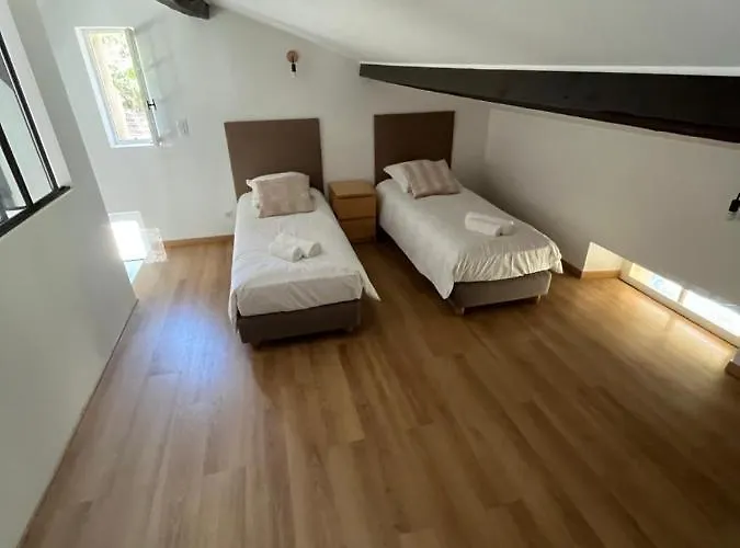 Jolie Maison De Village A Semesterbostad *